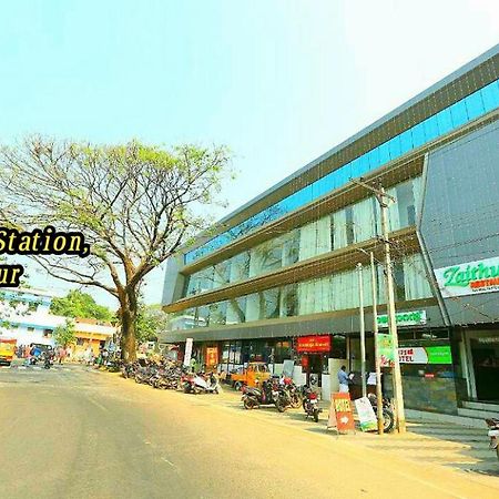 Tirur Tourist Home ภายนอก รูปภาพ