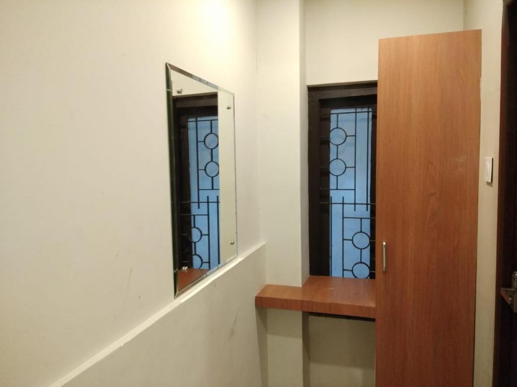 Tirur Tourist Home ภายนอก รูปภาพ